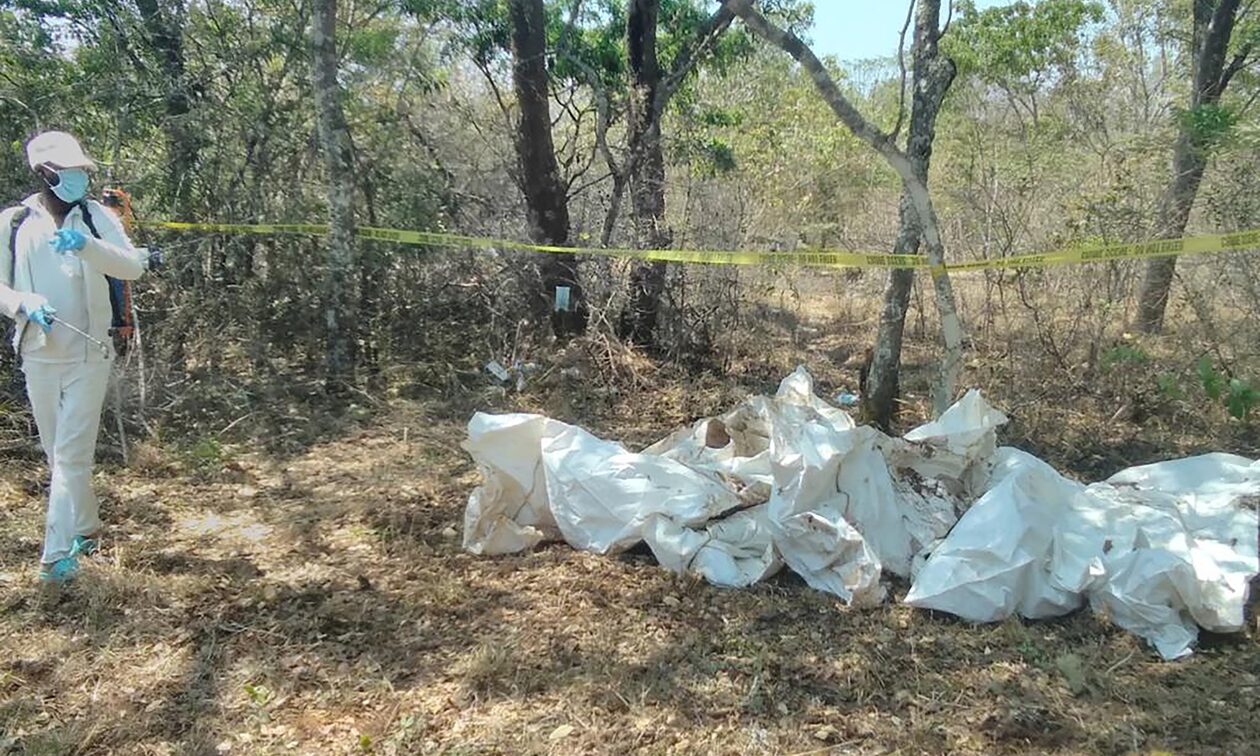 Κονγκό: Εντοπίστηκαν ομαδικοί τάφοι με 42 σορούς