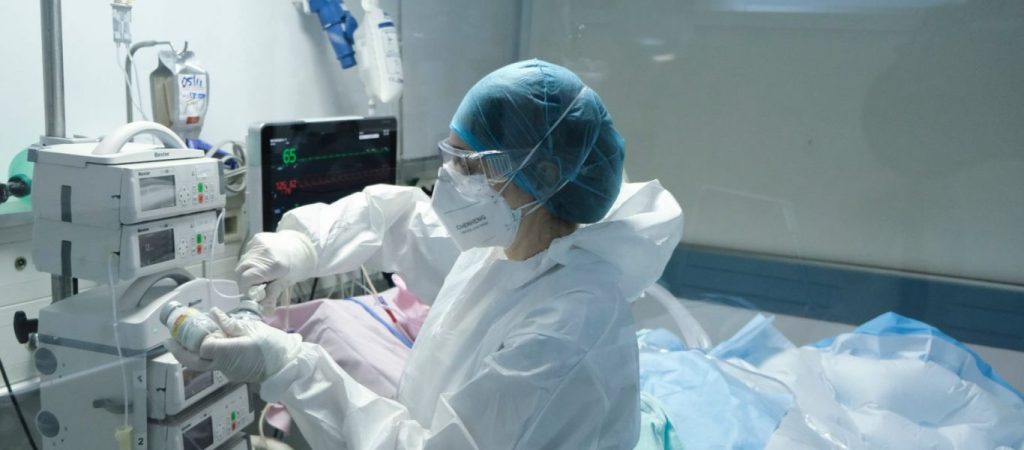 Θρήνος στην Κρήτη: Αιφνιδιαστικός θάνατος 40χρονης από κεραυνοβόλο μυοκαρδίτιδα