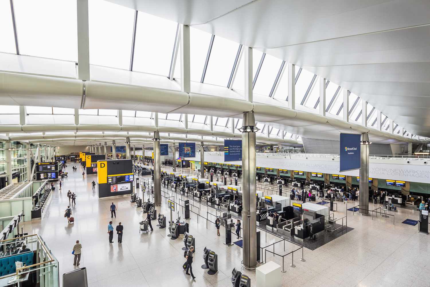Αγγλία: Χάος στο αεροδρόμιο του Χίθροου – Η γκάφα του αεροσυνοδού που κόστισε 83.000€