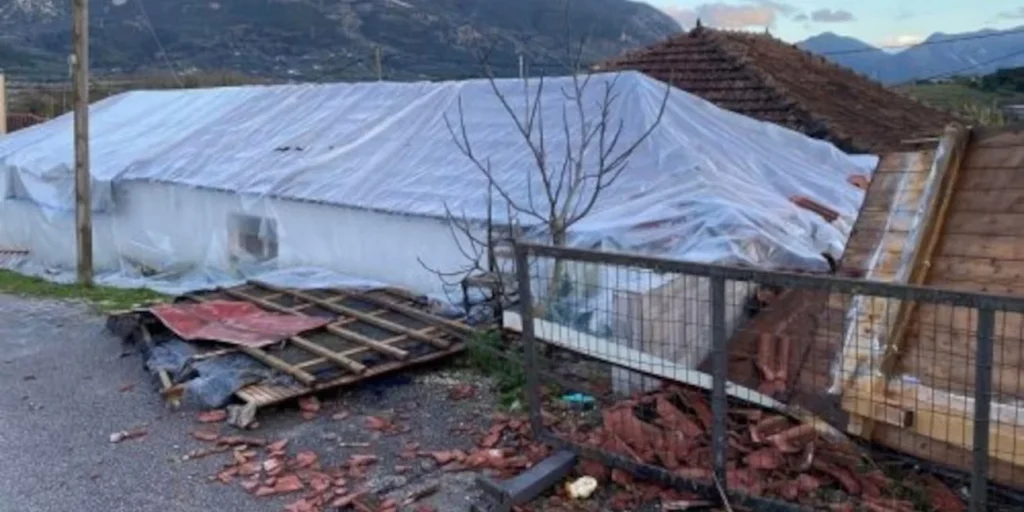 Ιωάννινα: Σε έκτακτη ανάγκη χωριά της Παραμυθιάς – 70 σπίτια υπέστησαν ζημιές (φωτό)