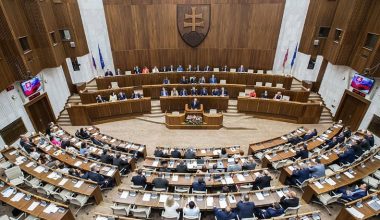 Σλοβακία: Άκυρο το δημοψήφισμα για τις πρόωρες εκλογές λόγω πολύ χαμηλής συμμετοχής