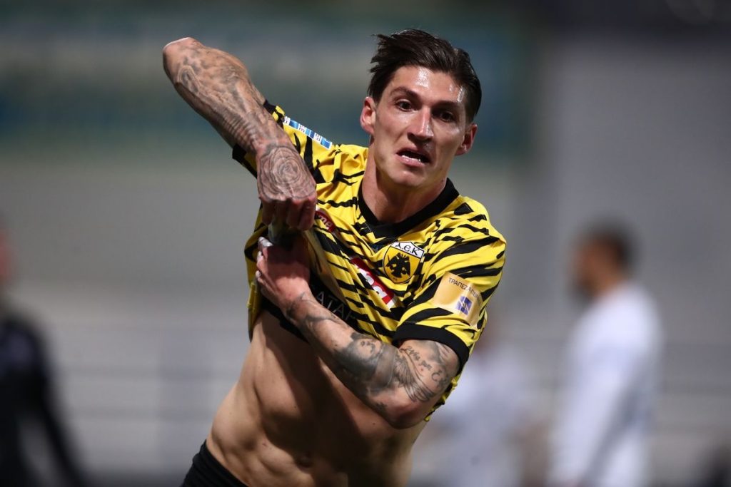 Ελληνικό Πρωτάθλημα: Η ΑΕΚ «απέδρασε» από τη Νίκαια και πήρε σπουδαία νίκη στις καθυστερήσεις (1-2)