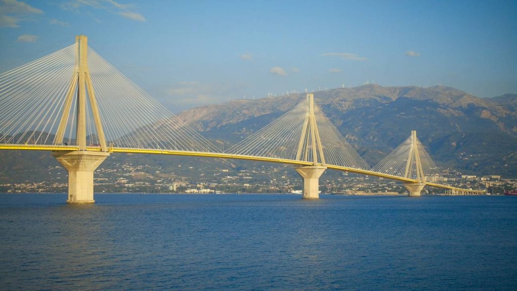 Γέφυρα Ρίου – Αντίρριου: Μειώνεται κατά 10 ευρώ το πακέτο πολλαπλών διελεύσεων