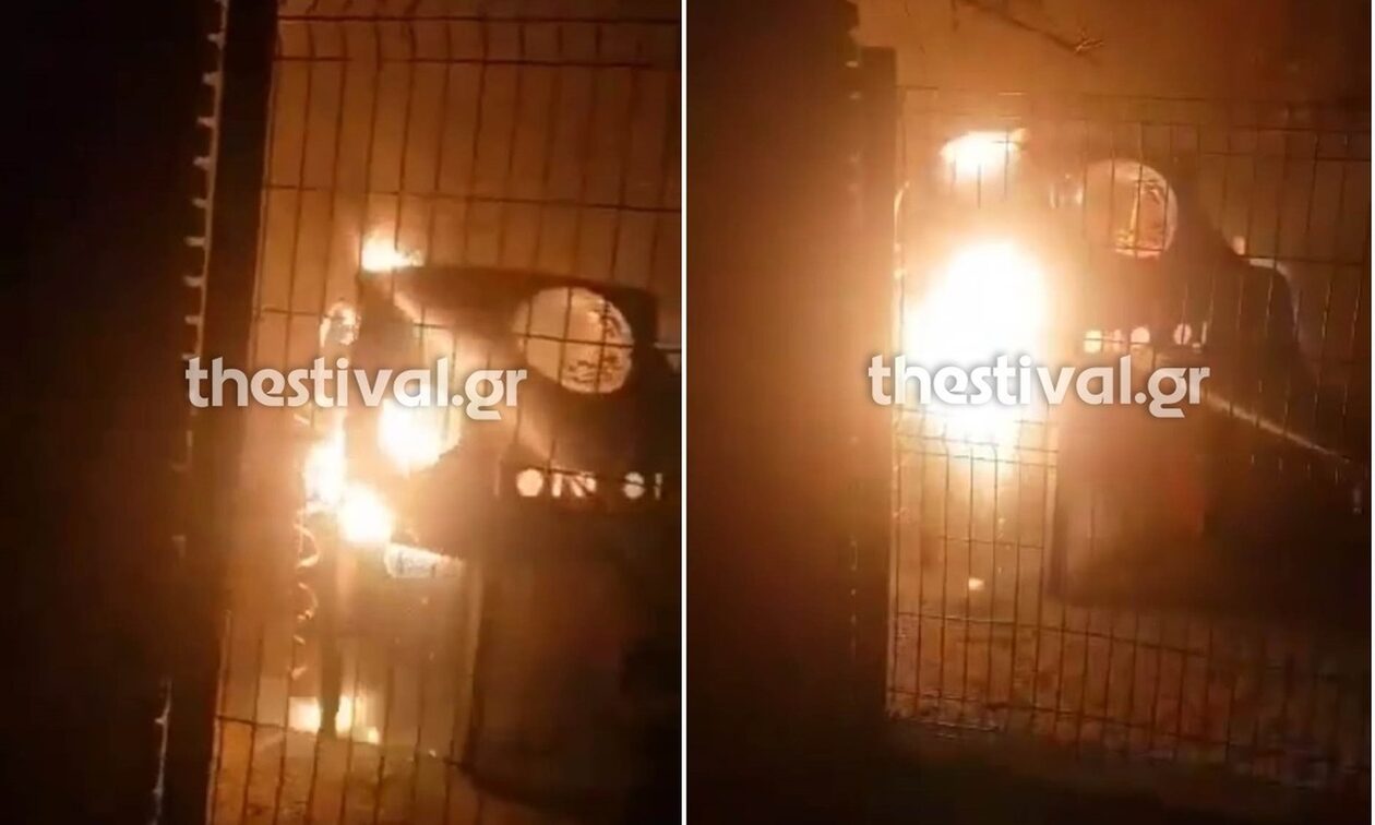 Θεσσαλονίκη: Φωτιά σε ξύλινη τσουλήθρα παιδικής χαράς στους Αμπελοκήπους (βίντεο)