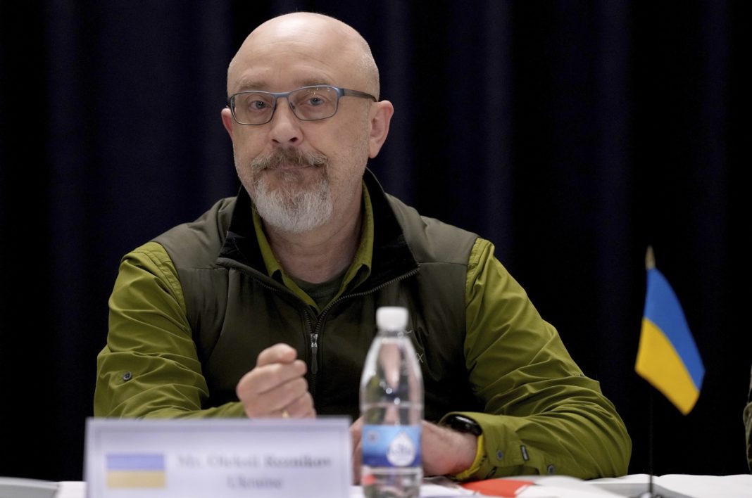 Ο υπουργός Άμυνας της Ουκρανίας απέρριψε κατηγορηματικά καταγγελίες για διαφθορά