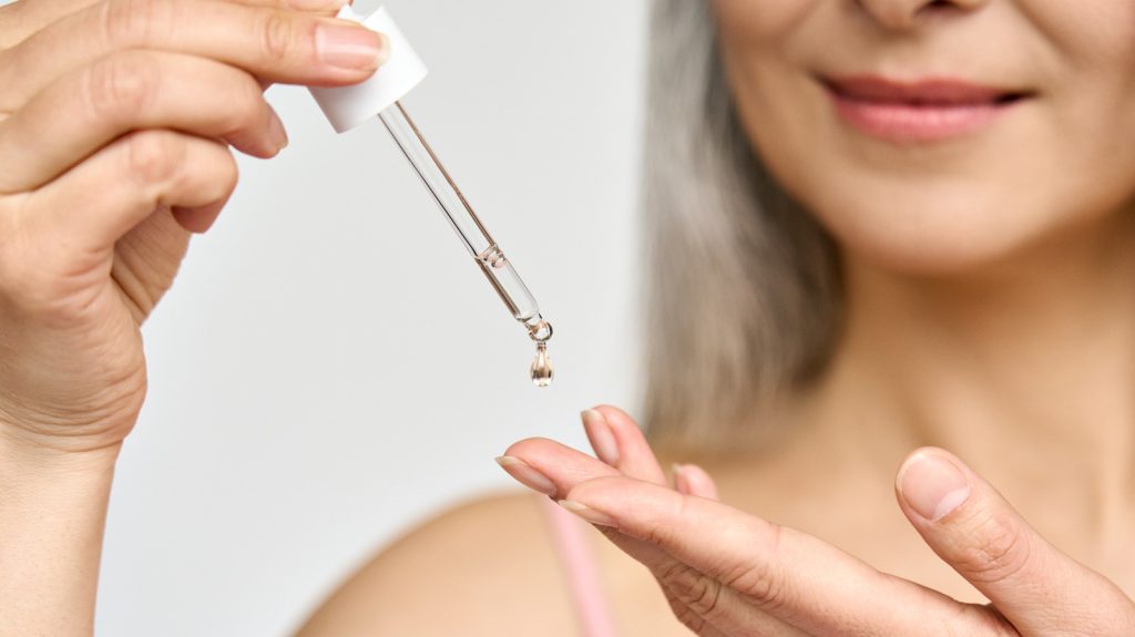 Tiger Grass: Το νέο skincare συστατικό για το οποίο μιλούν όλοι – Τι ακριβώς είναι;