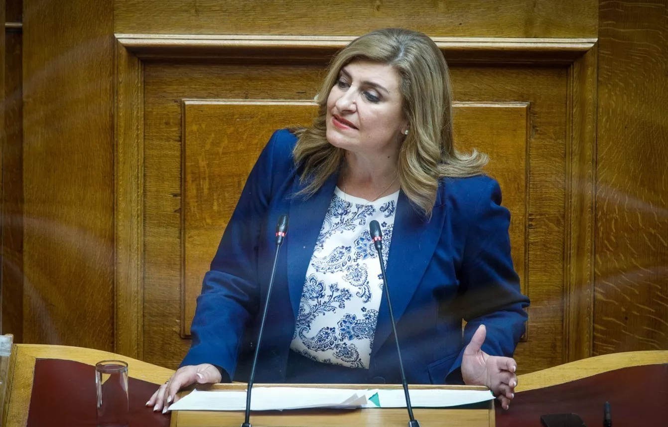 ΠΑΣΟΚ-ΚΙΝΑΛ για πρόταση μομφής: «ΝΔ και ΣΥΡΙΖΑ χορεύουν το “ταγκό του βάλτου”»