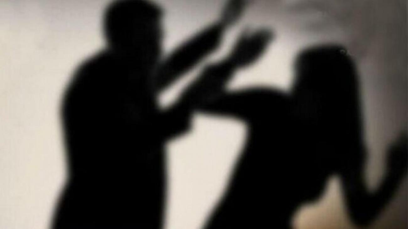 Βόλος: 54χρονη μητέρα κατήγγειλε τον 19χρονο γιο της για ξυλοδαρμό και εξύβριση