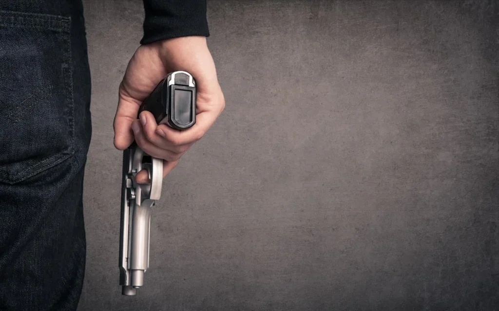 Αγρίνιο: Διάσημος τράπερ συνελήφθη με όπλο λίγο πριν δώσει συναυλία