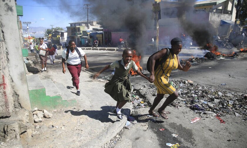 Αϊτή: Έξι αστυνομικοί σκοτώθηκαν από συμμορίες – Διαδηλώσεις στην πρωτεύουσα