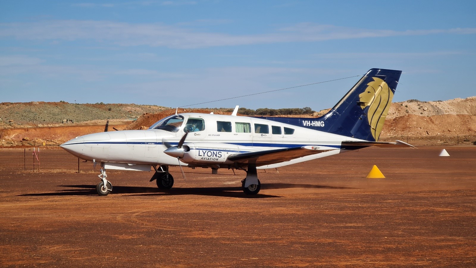 Σικάγο: Cessna 402C έπεσε σε αεροδιάδρομο (φωτό)