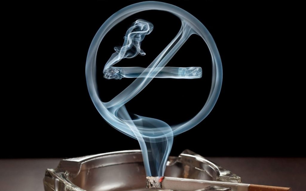 «Καμπάνα» σε 107 θαμώνες που κάπνιζαν και υπεύθυνους μαγαζιών στη Θεσσαλονίκη