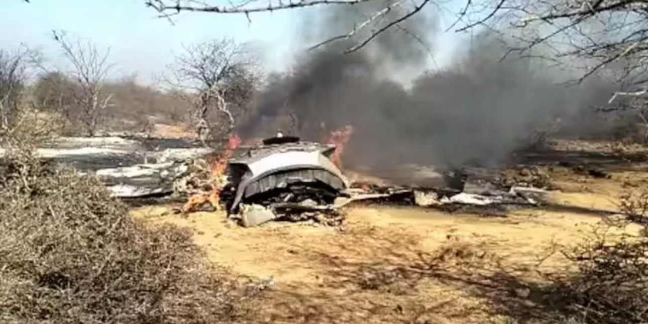 Ινδία: Δυο μαχητικά αεροσκάφη συγκρούστηκαν στον αέρα – Νεκρός ένας πιλότος
