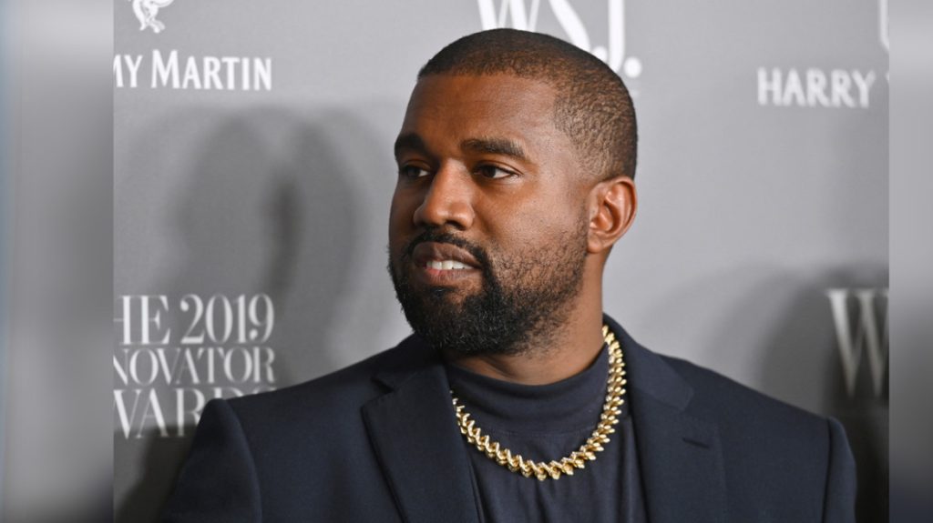 Κάνιε Γουέστ: Άρπαξε το κινητό γυναίκας και το πέταξε στην άλλη άκρη του δρόμου (βίντεο)