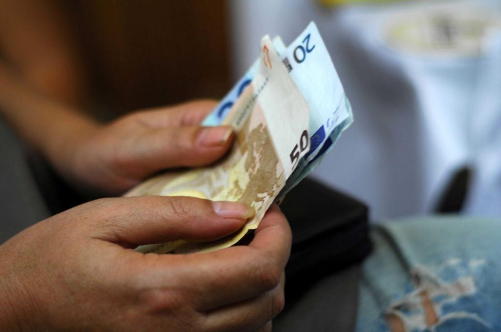 Παιανία: Συνελήφθη 62χρονη ημεδαπή που εξέδιδε ακάλυπτες επιταγές