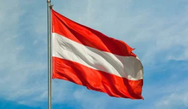 Αυστρία: Ήττα της κεντροδεξιάς και ενίσχυση της δεξιάς δείχνουν οι πρώτες εκτιμήσεις – Οι Αυστριακοί τιμώρησαν την αλαζονεία
