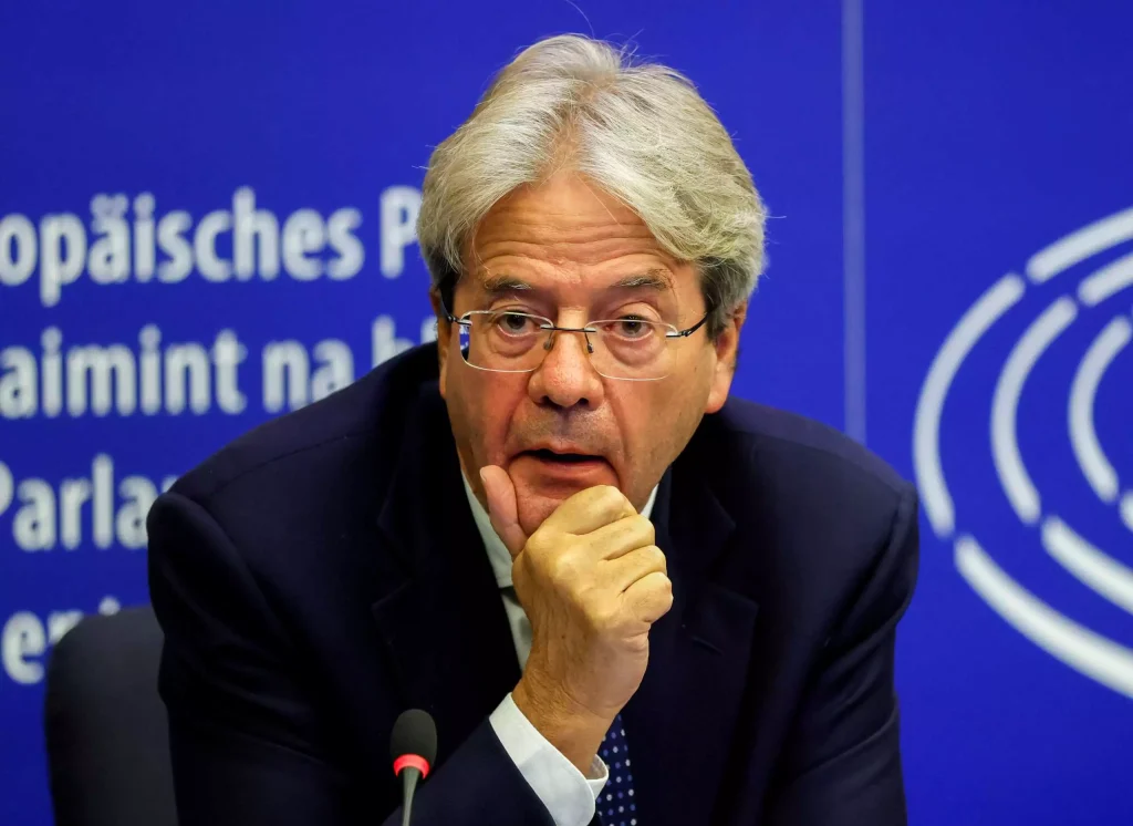 Π.Τζεντιλόνι: «Η ΕΕ πρέπει να αναλάβει νέο χρέος 350 δισεκατομμυρίων ευρώ και μάλιστα γρήγορα»