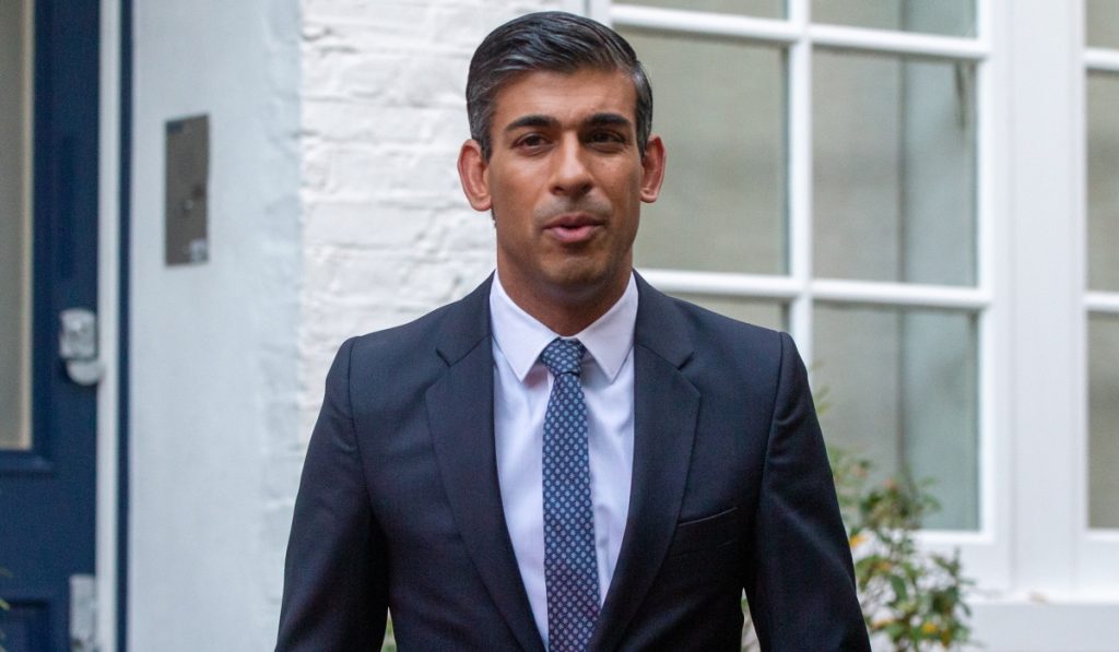 Βρετανία: Ο Ρ.Σούνακ απομάκρυνε από την κυβέρνηση τον πρόεδρο του Συντηρητικού Κόμματος Ναντίμ Ζαχάουι