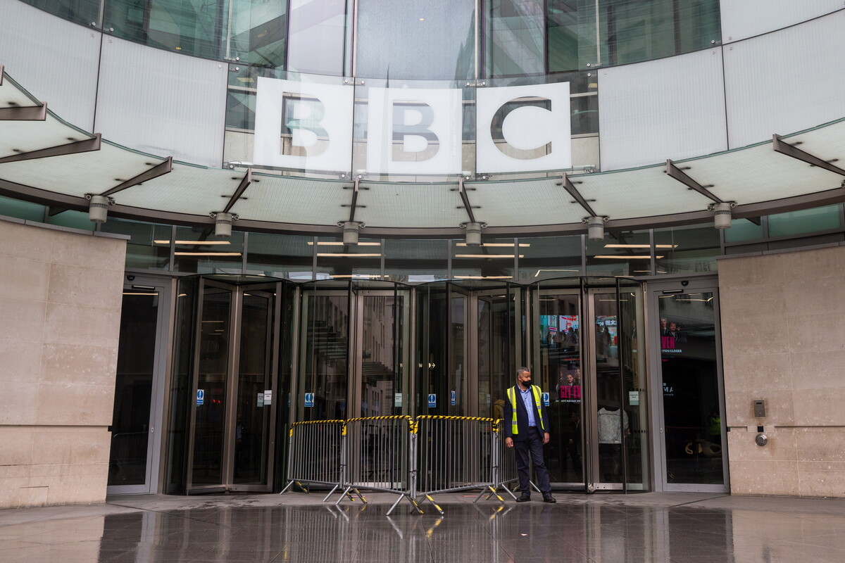 BBC: Τους κλέβουν το φαγητό στο γραφείο – Viral οι αναρτήσεις των δημοσιογράφων (φωτό)