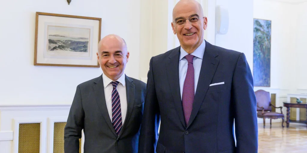 Με τον νέο πρέσβη της Αργεντινής συναντήθηκε σήμερα ο Ν.Δένδιας
