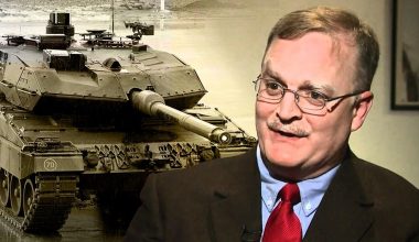 Αντισυνταγματάρχης  ε.α. του αμερικανικού Στρατού: «Τα δυτικά άρματα μάχης δεν θα αλλάξουν τίποτε – Ο πόλεμος δεν είναι video game»