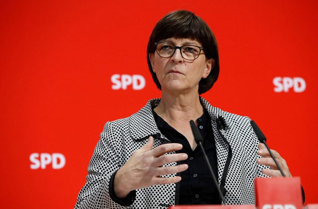 Η επικεφαλής του κόμματος του Ο.Σολτς τον διαψεύδει και δεν αποκλείει και παραδόσεις μαχητικών αεροσκαφών