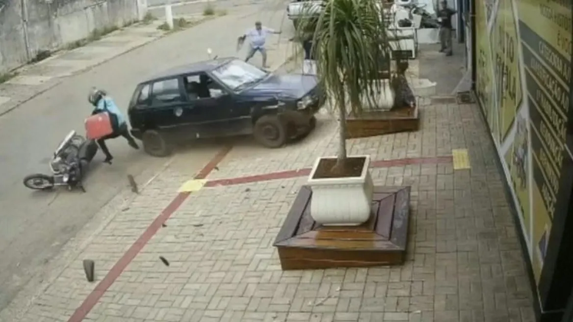 Βραζιλία: H στιγμή που μεθυσμένος οδηγός παρασέρνει και πετάει 5χρονη μέσα σε τζαμαρία (βίντεο)