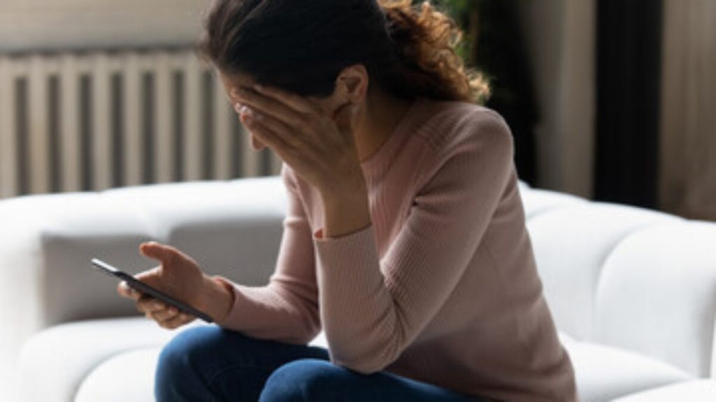 Κως: Απειλούσαν 28χρονη δασκάλα με «ροζ» βίντεο – Της ζήτησαν 1.000 ευρώ για να μην το δημοσιεύσουν