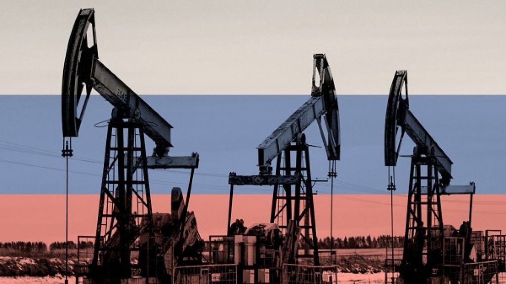 Bloomberg: «Η Νέα Υόρκη εξακολουθεί να αγοράζει ρωσικό πετρέλαιο παρά τις κυρώσεις»