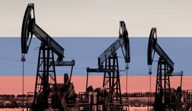 Bloomberg: «Η Νέα Υόρκη εξακολουθεί να αγοράζει ρωσικό πετρέλαιο παρά τις κυρώσεις»
