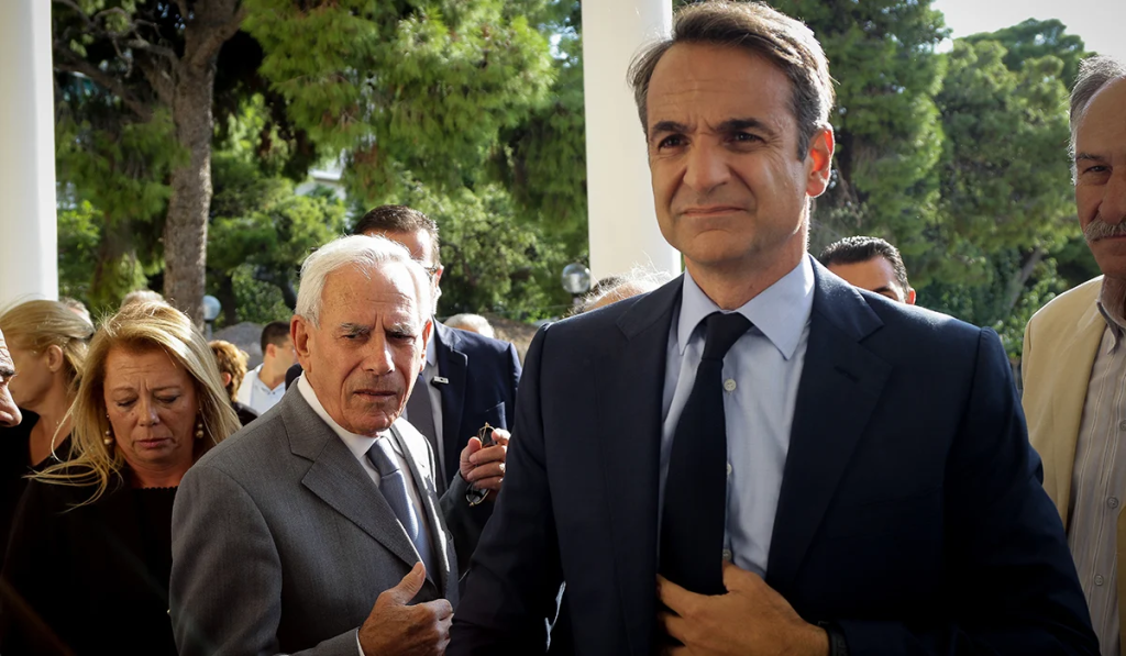 Στην κηδεία του υποσμηναγού Μ.Τουρούτσικα ο Κ.Μητσοτάκης την Πέμπτη