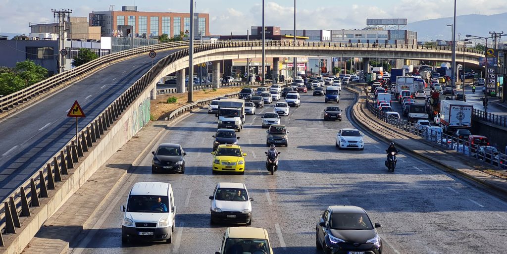 Έρευνα: Η Ελλάδα έχει τα πιο παλιά αυτοκίνητα στην Ευρώπη – Στα 17 έτη ο μέσος όρος