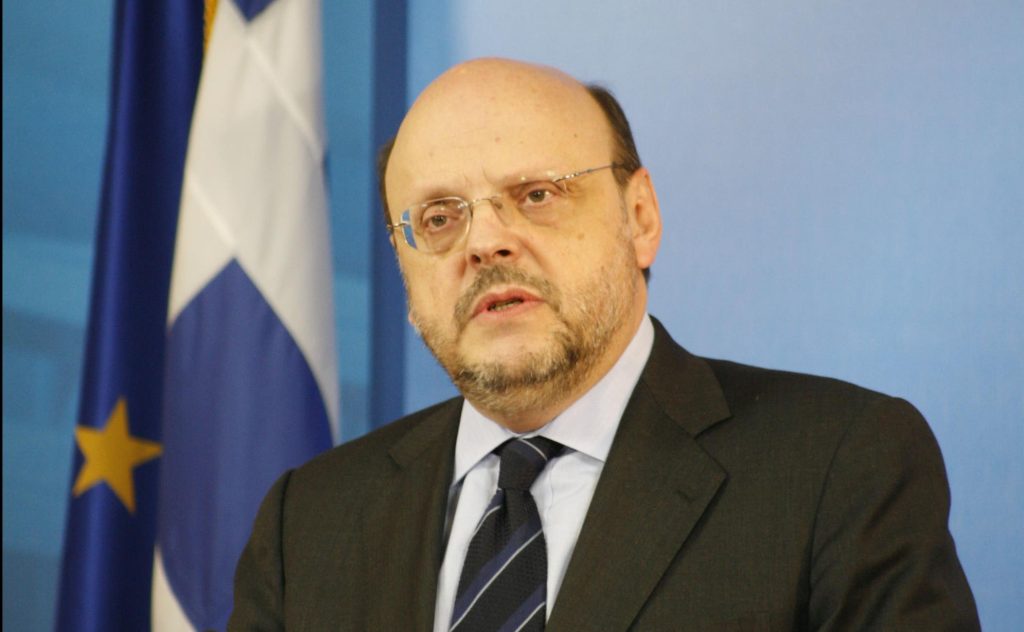 Πυρά Ε.Αντώναρου κατά Κ.Μητσοτάκη: «Μιλάει για δημοκρατία αυτός που παρακολουθούσε τη μισή κυβέρνηση»