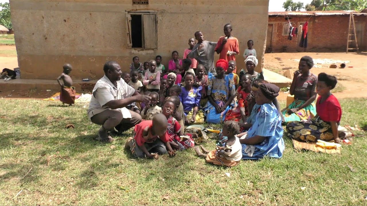 Ουγκάντα: 68χρονος χωρικός έπειτα από 102 παιδιά και 578 εγγόνια δήλωσε ότι δεν θέλει να κάνει άλλα