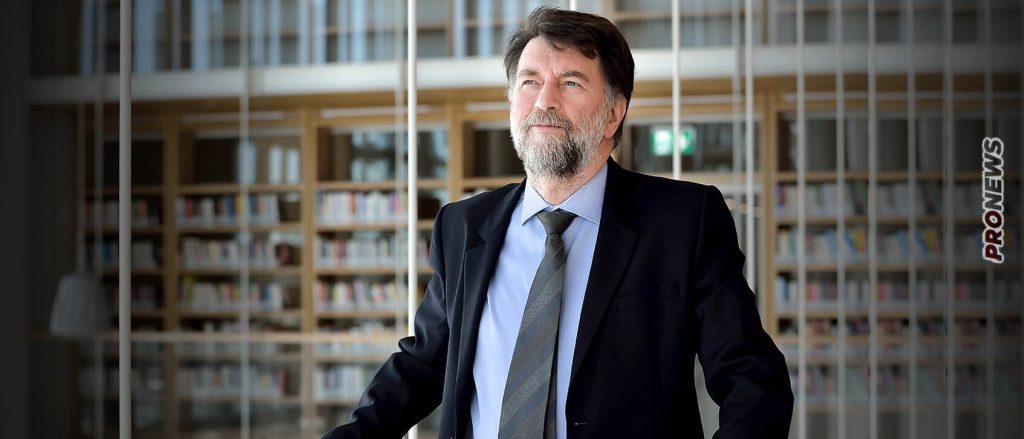 Φίλιππος Τσιμπόγλου: «Έφυγε» ξαφνικά από τη ζωή σε ηλικία 67 ετών ο γενικός διευθυντής της Εθνικής Βιβλιοθήκης