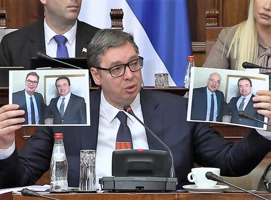 Α.Βούτσιτς: «Φωτομοντάζ η φωτογραφία που με εμφανίζει δίπλα στον πρωθυπουργό του Κοσσυφοπέδιου – Ο Δένδιας ήταν»