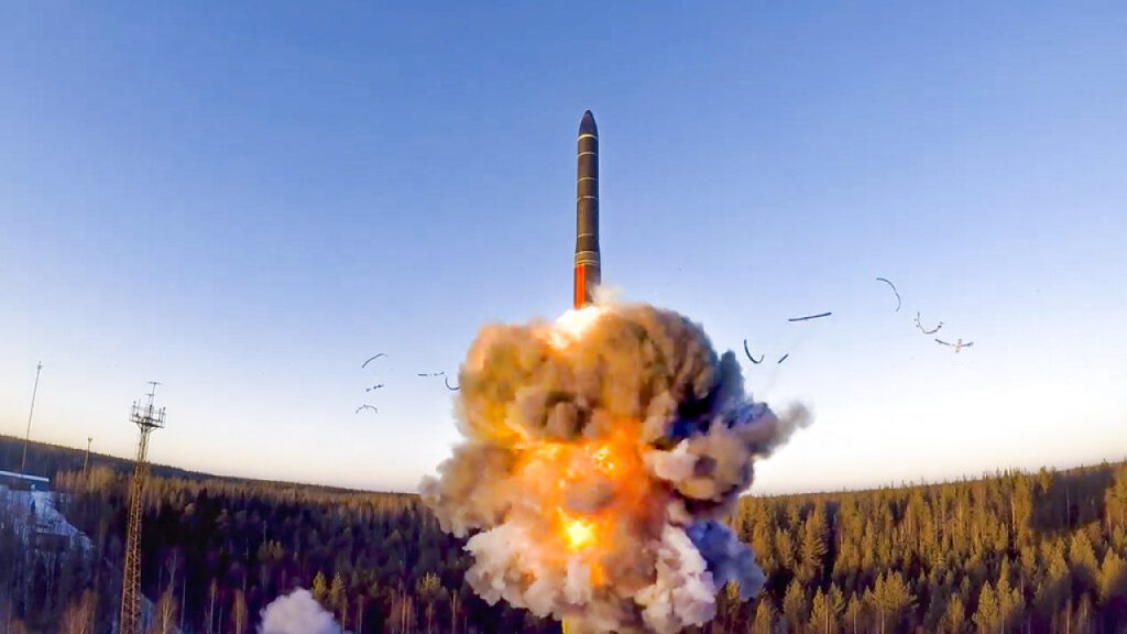 Το ΝΑΤΟ καλεί τη Ρωσία να τηρήσει τους όρους της συνθήκης «New START» για τον περιορισμό των πυρηνικών όπλων