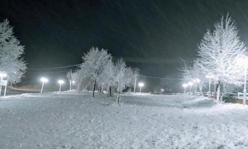 Κακοκαιρία «Μπάρμπαρα»: Ξεκίνησε η χιονόπτωση στη Φλώρινα