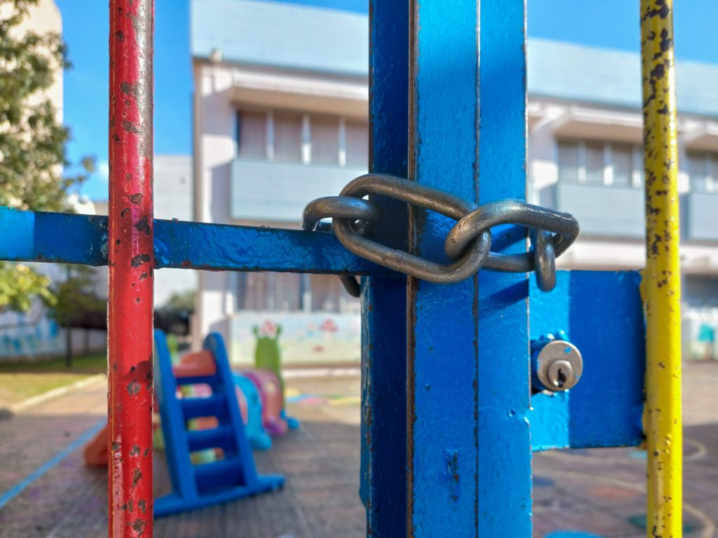Κακοκαιρία «Μπάρμπαρα»: Κλειστά αύριο όλα τα σχολεία στη Λέσβο