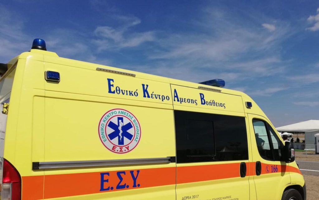 Τροχαίο στην Αθηνών – Κορίνθου: Τραυματίστηκαν τέσσερα άτομα ανάμεσά τους και ένα ανήλικο παιδί