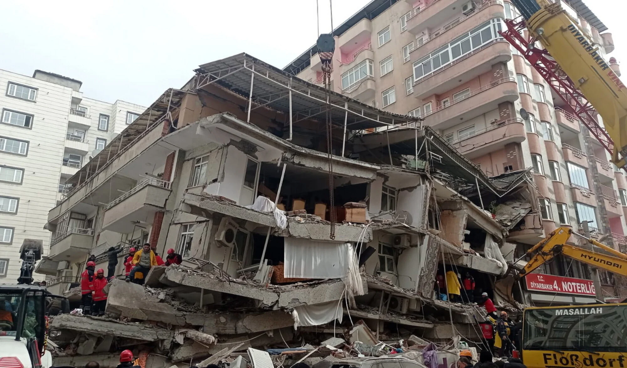 Κ.Συνολάκης για τον σεισμό στην Τουρκία: «Μπορεί να είναι πάνω από 30.000 οι νεκροί»