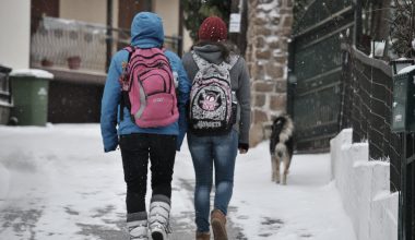 Κακοκαιρία «Μπάρμπαρα»: Σε ποιες περιοχές θα είναι κλειστά τα σχολεία και αύριο – Τι ισχύει για την Αττική