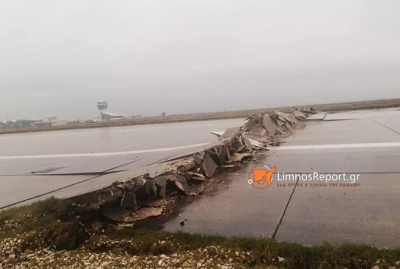 Συγκλονιστικές εικόνες: Ο σεισμός στην Τουρκία «άνοιξε στα δύο» το αεροδρόμιο της Αντιόχειας (φωτό-βίντεο)
