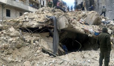 Σεισμός στην Τουρκία: Έγκυος γέννησε κάτω από τα συντρίμμια στη Συρία (βίντεο)
