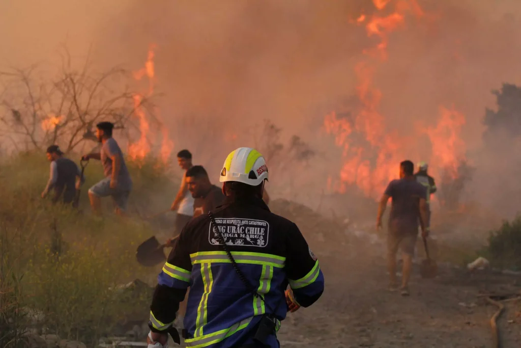 Χιλή: Στους 24 οι νεκροί από τις καταστροφικές πυρκαγιές – 2.180 οι τραυματίες