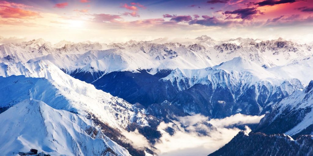Δείτε εντυπωσιακές φωτογραφίες από τις χιονισμένες Ελβετικές Άλπεις (φωτο)