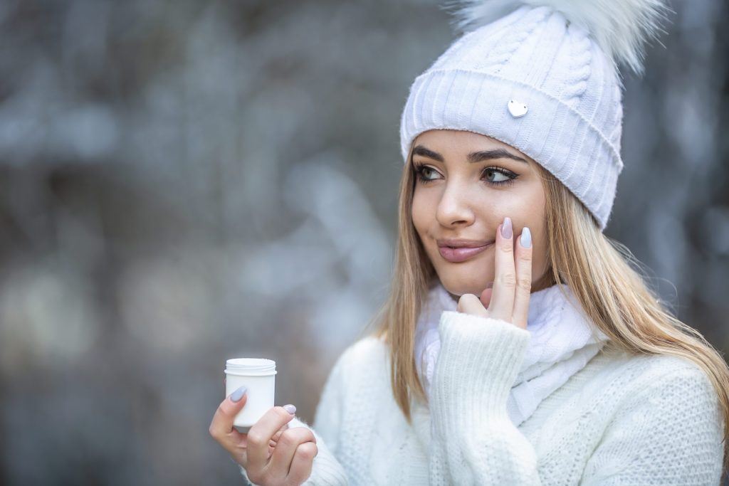 Τρία tips για να προστατεύσεις το δέρμα σου τις κρύες μέρες του χειμώνα