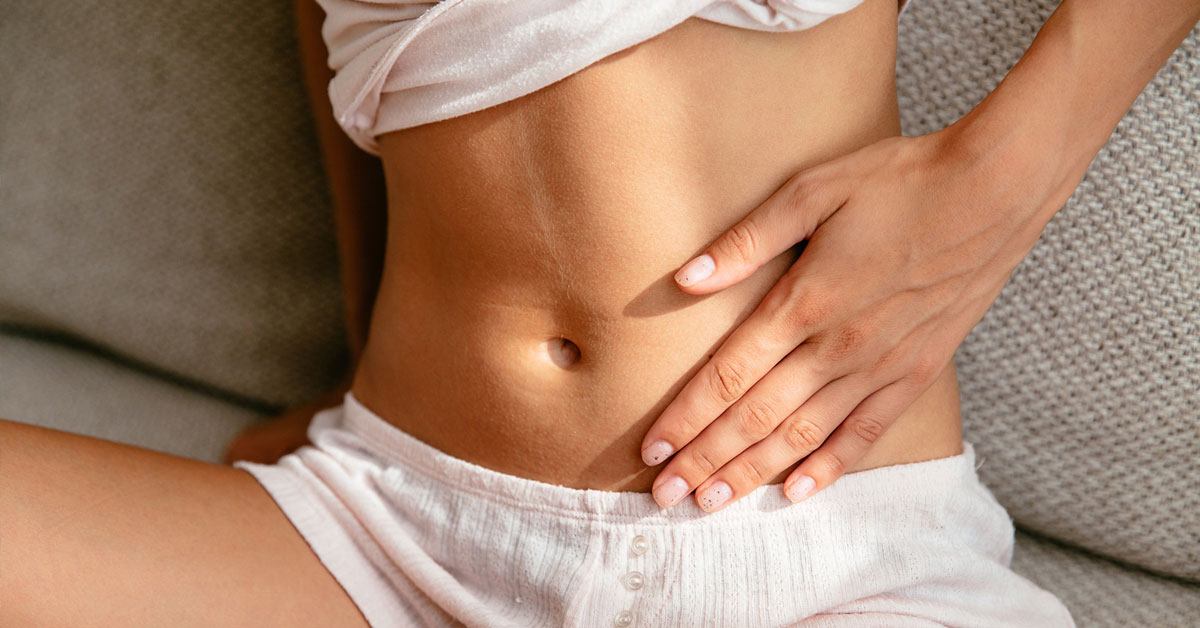 Φούσκωμα στην αριστερή πλευρά της κοιλιάς: Τι μπορεί να σημαίνει και πώς να ανακουφιστείτε