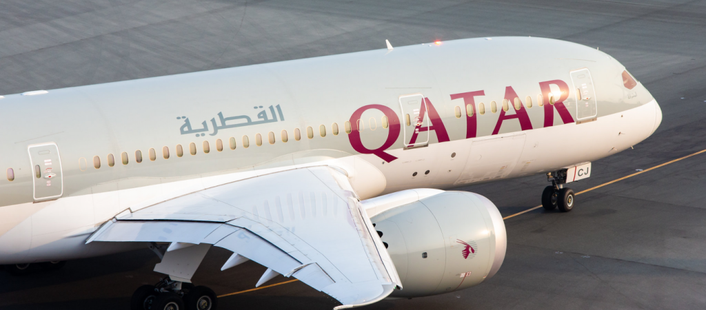 «Θρίλερ» στον αέρα: Αεροπλάνο της Qatar Airways έχασε απότομα ύψος – «Αυτό είναι το τέλος»