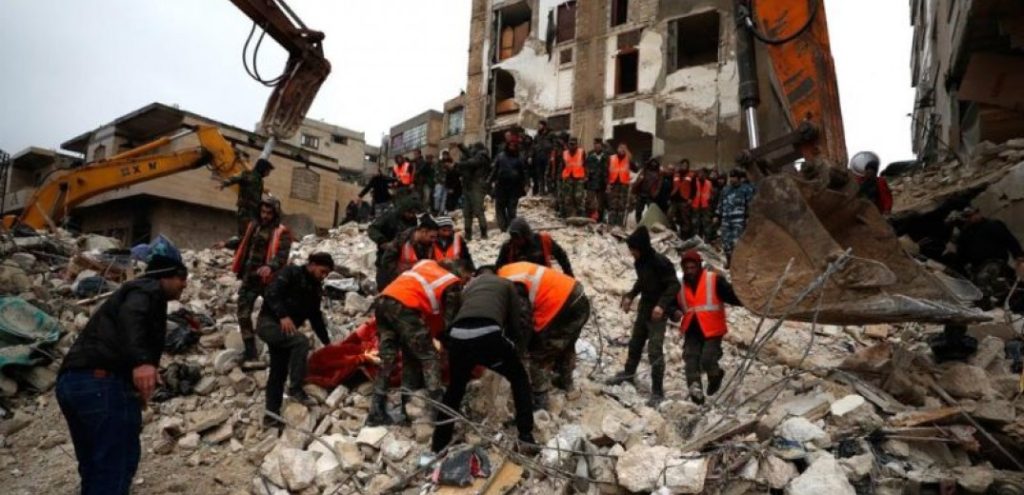 Τουρκία: Η Συριακή κυβέρνηση ενέκρινε την αποστολή ανθρωπιστικής βοήθειας στις ζώνες που ελέγχονται από αντάρτες στη Δαμασκό